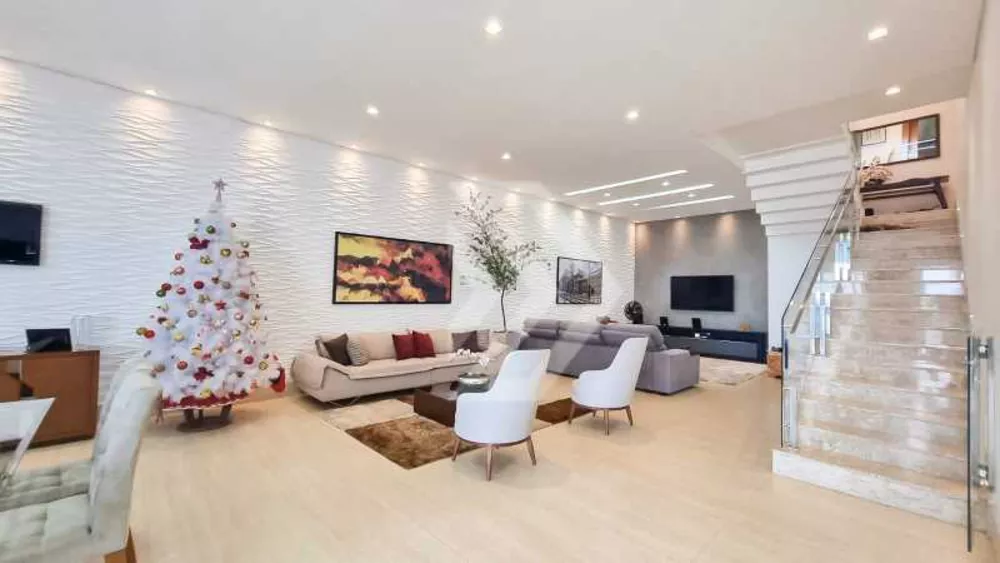 Casa, 3 quartos, 370 m² - Foto 1