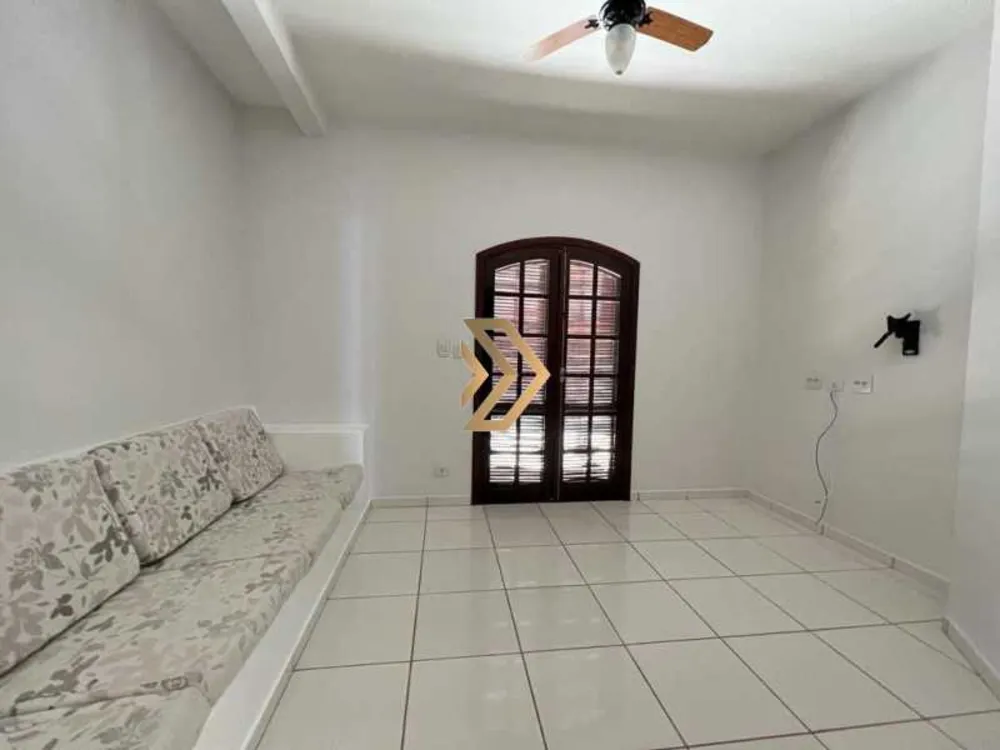 Casa, 3 quartos, 250 m² - Foto 6