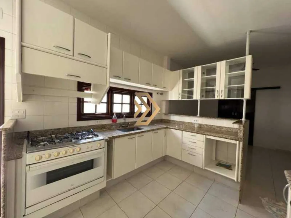 Casa, 3 quartos, 250 m² - Foto 4