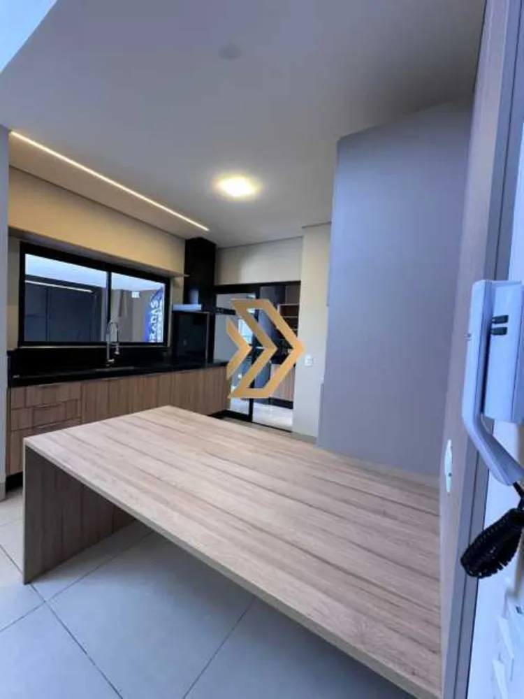 Casa, 3 quartos, 106 m² - Foto 2