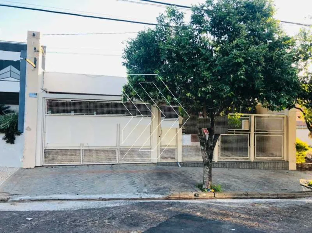 Casa, 3 quartos, 241 m² - Foto 1