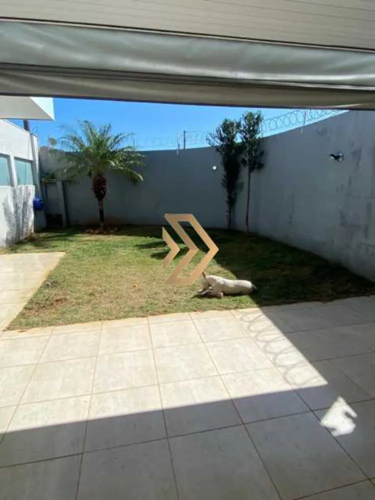 Casa, 3 quartos, 205 m² - Foto 2
