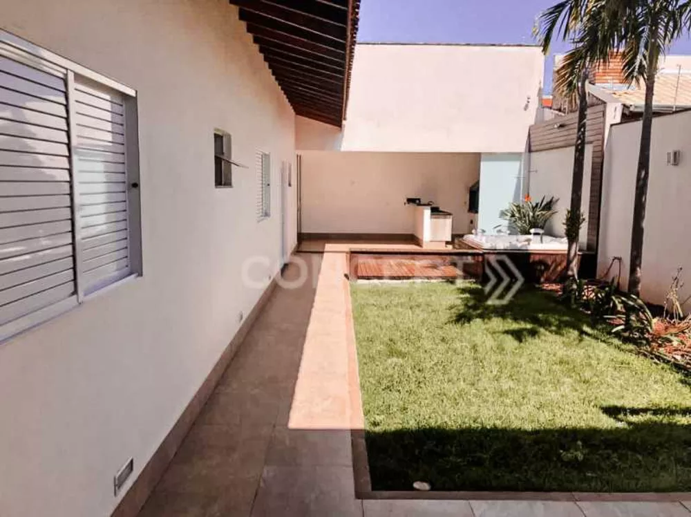 Casa, 3 quartos, 200 m² - Foto 2