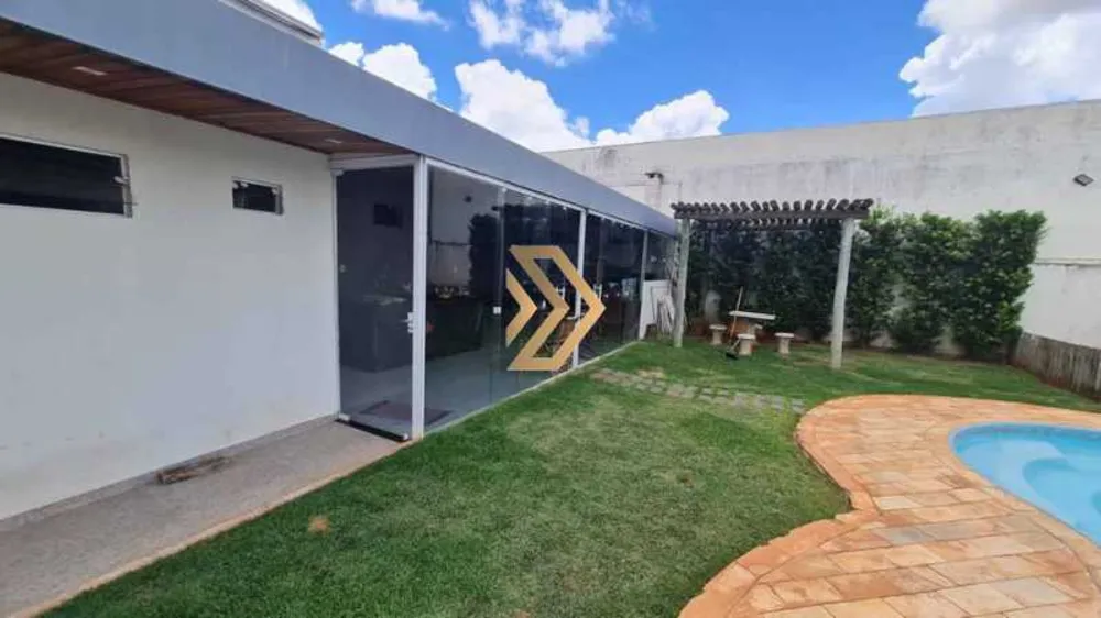 Casa, 5 quartos, 226 m² - Foto 10
