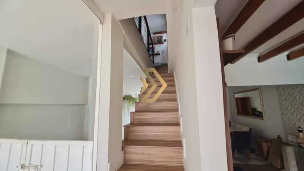 Casa, 5 quartos, 226 m² - Foto 8