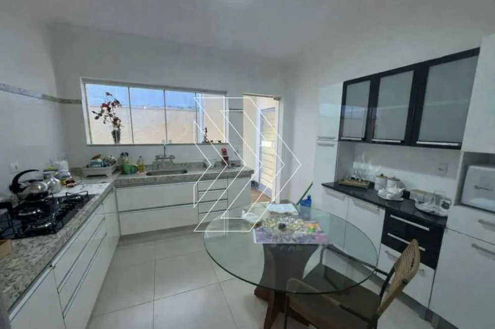 Casa, 3 quartos, 200 m² - Foto 3