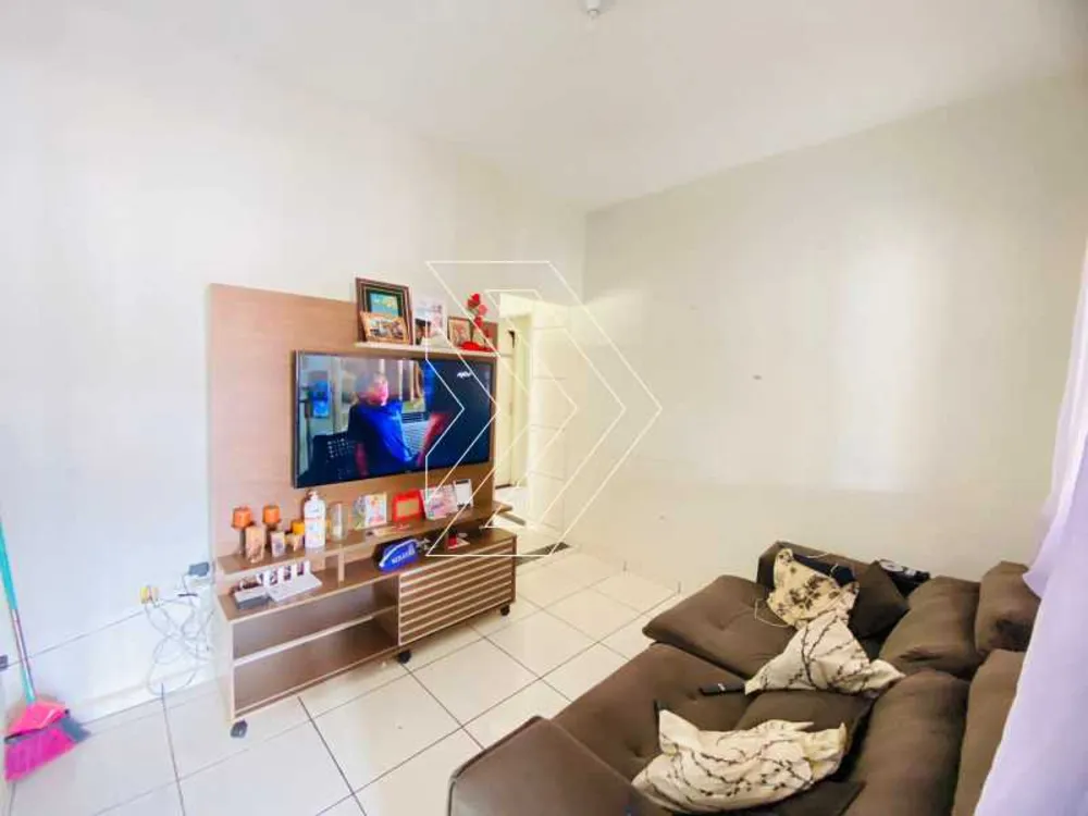 Casa, 2 quartos, 250 m² - Foto 1