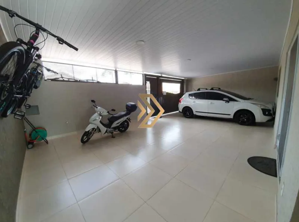 Casa, 1 quarto, 215 m² - Foto 2