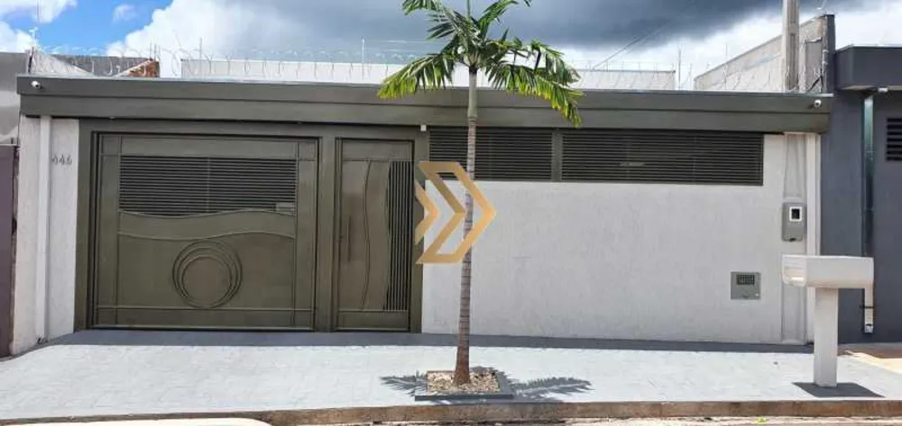 Casa, 1 quarto, 215 m² - Foto 1
