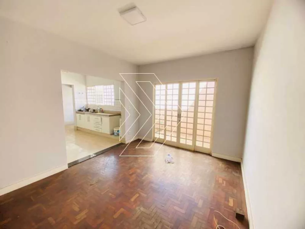 Casa, 3 quartos, 200 m² - Foto 1