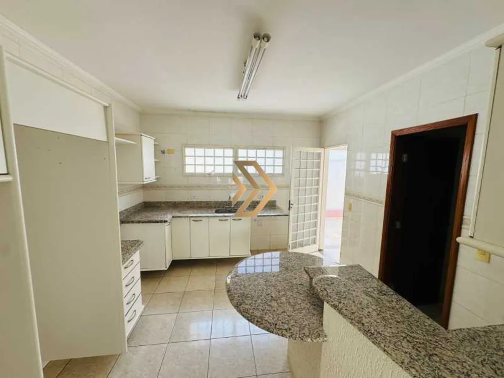 Casa, 4 quartos, 222 m² - Foto 4