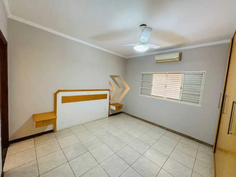 Casa, 4 quartos, 222 m² - Foto 9