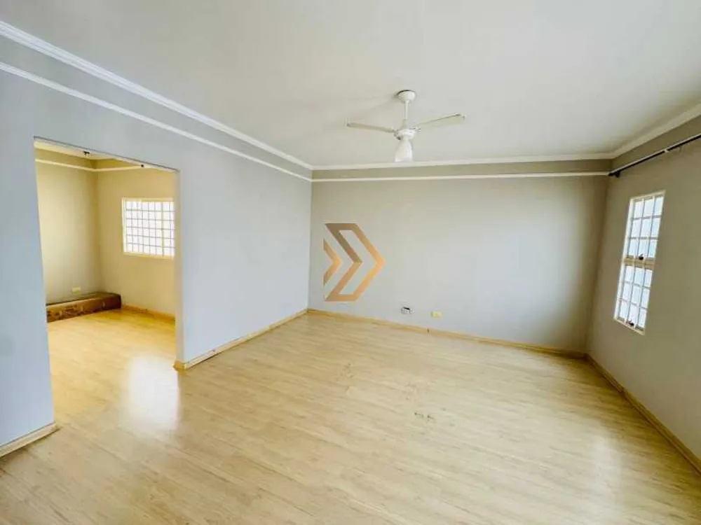 Casa, 4 quartos, 222 m² - Foto 1