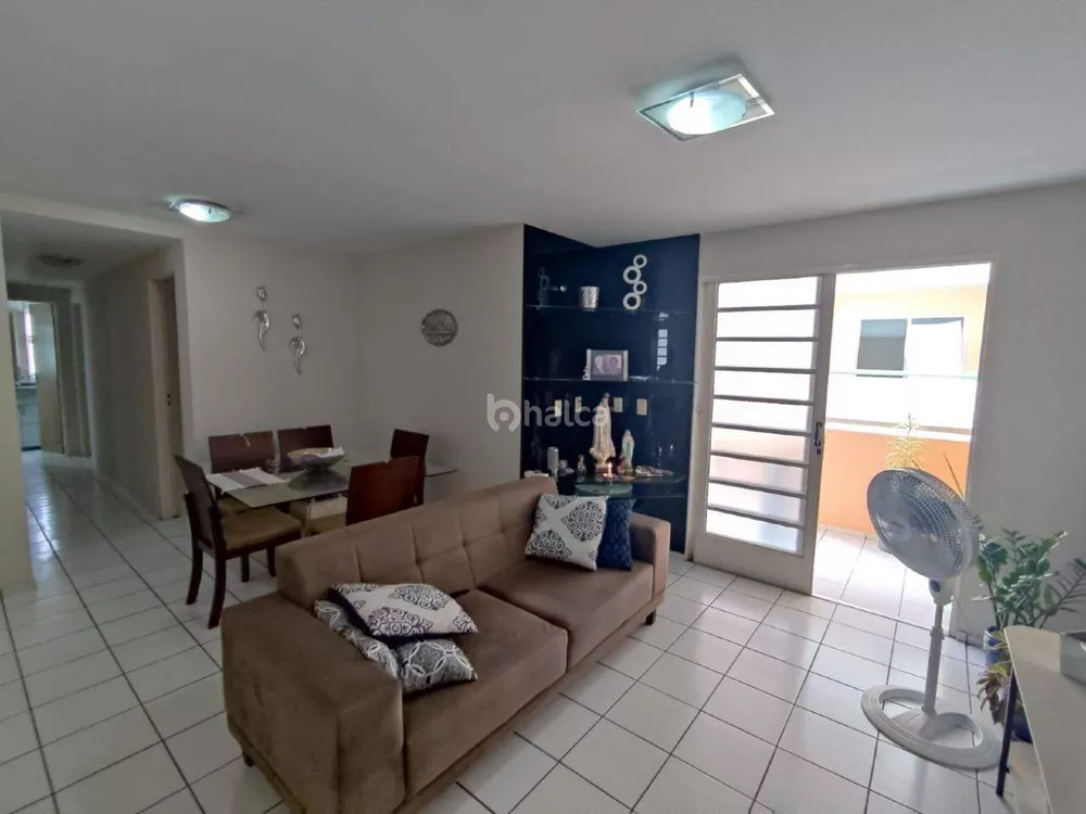 Apartamento à venda com 3 quartos, 79m² - Foto 2