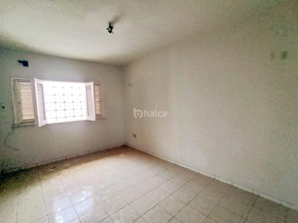 Casa, 4 quartos, 330 m² - Foto 3