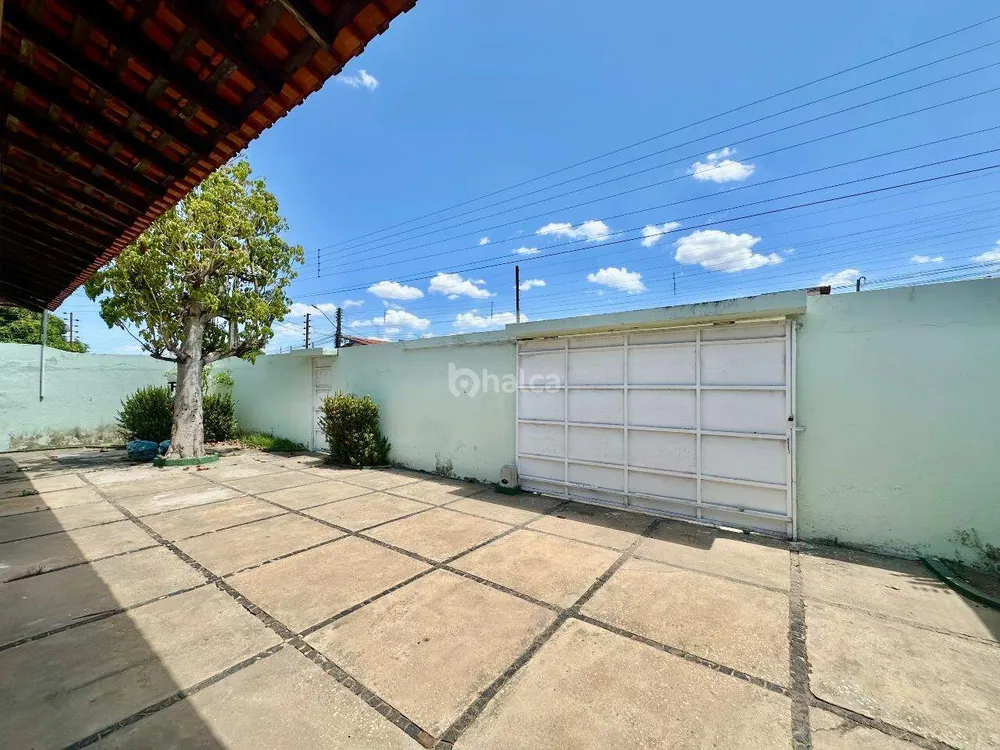 Casa, 3 quartos, 200 m² - Foto 2