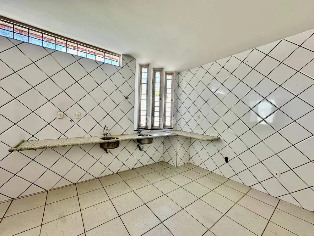 Casa, 3 quartos, 200 m² - Foto 13