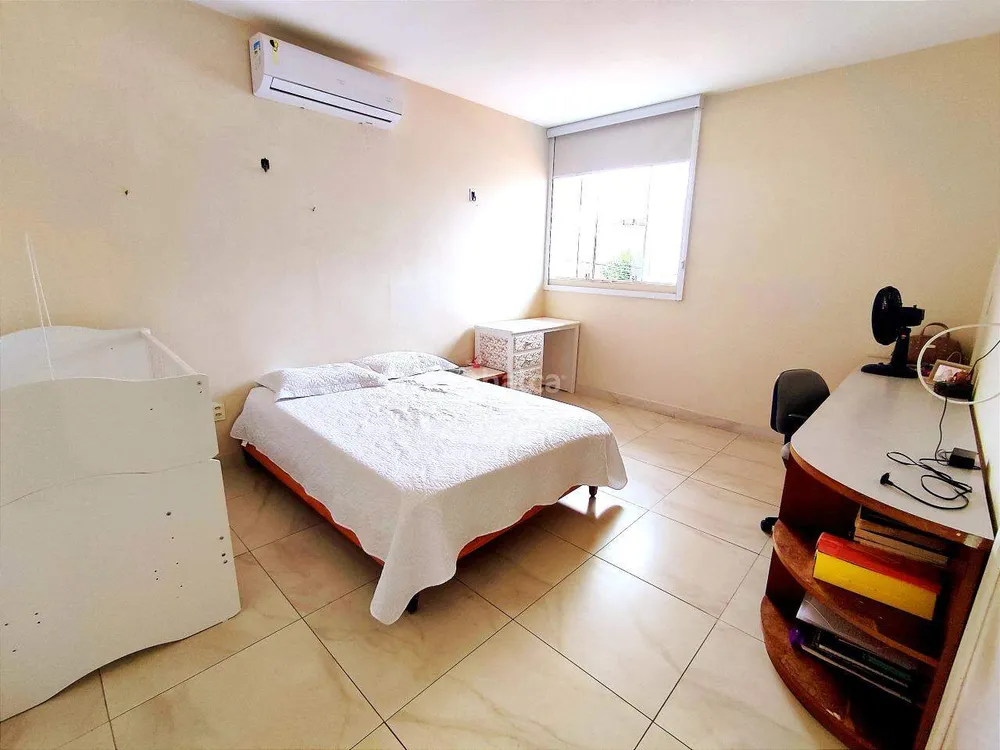 Casa, 4 quartos, 351 m² - Foto 9