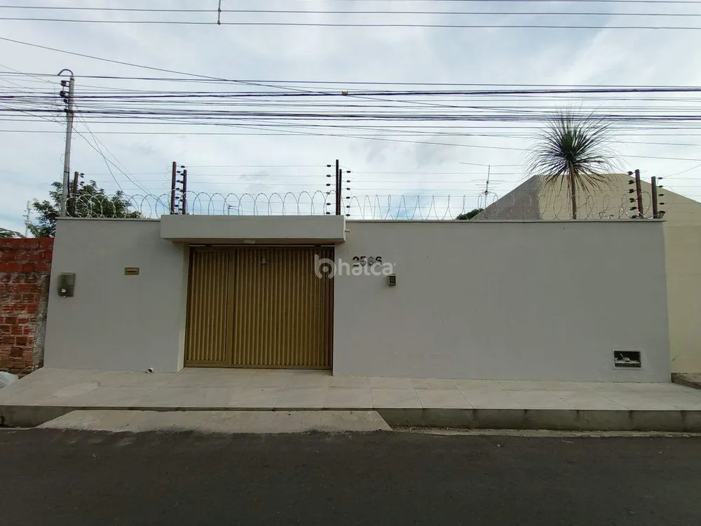 Casa, 4 quartos, 177 m² - Foto 1
