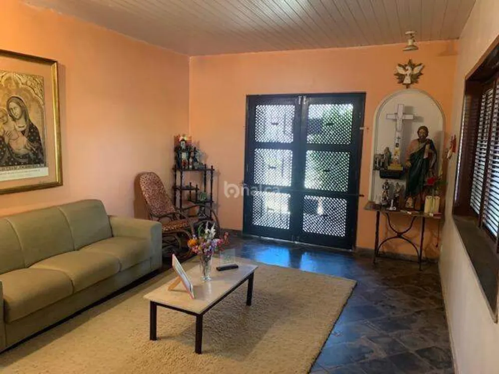 Casa, 4 quartos, 189 m² - Foto 2