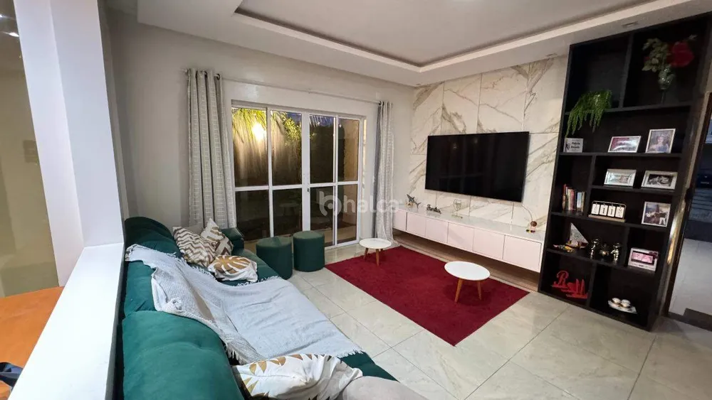 Casa, 4 quartos, 307 m² - Foto 1