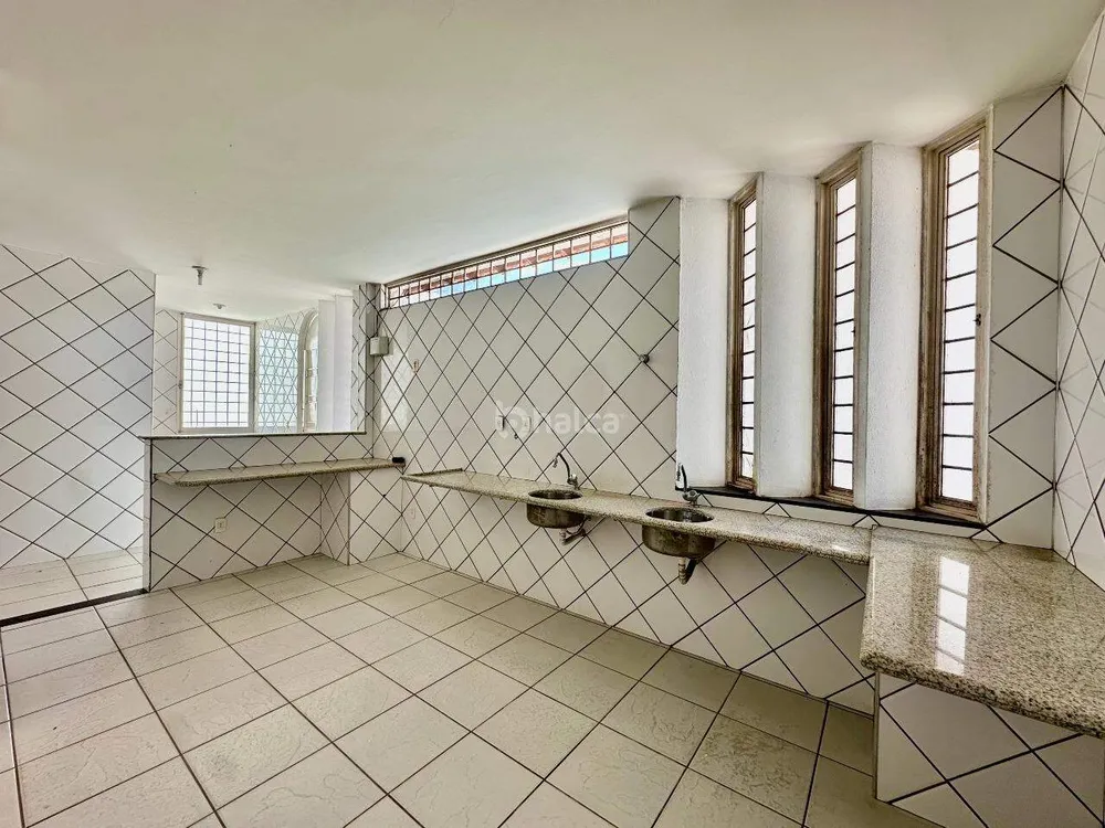 Casa, 3 quartos, 200 m² - Foto 13