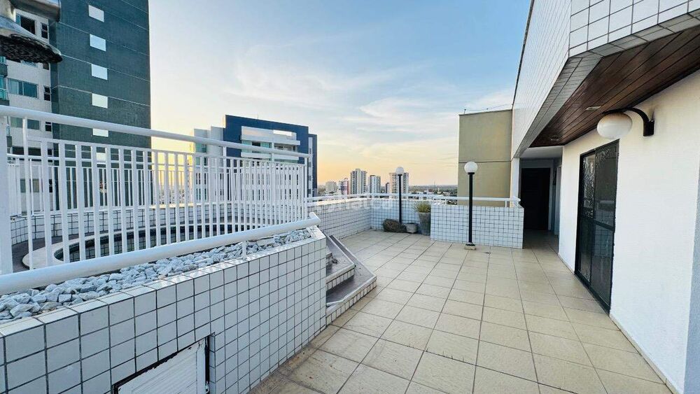 Apartamento para alugar com 4 quartos, 250m² - Foto 4