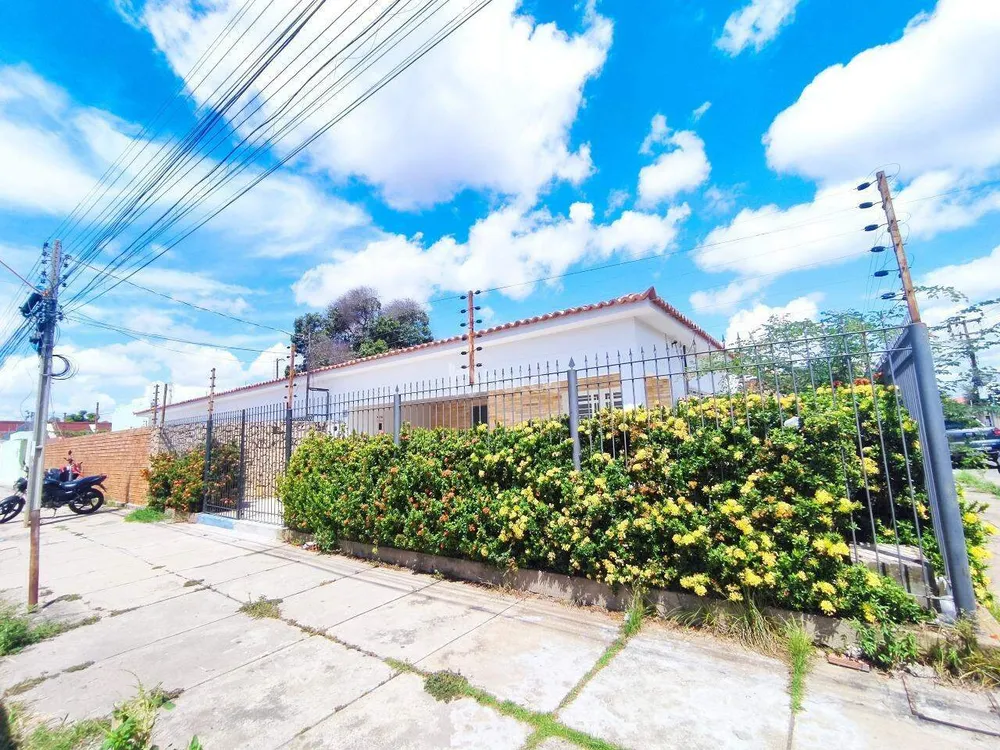 Prédio Inteiro, 221 m² - Foto 1