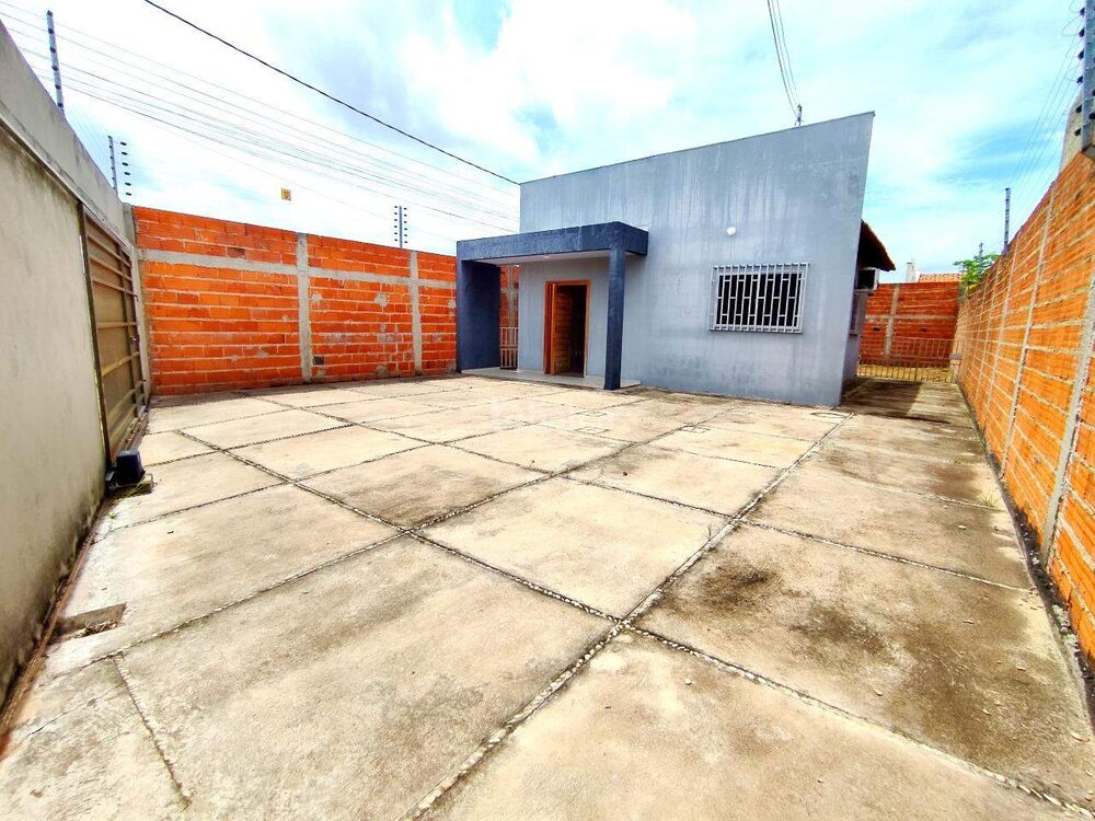 Casa para alugar com 2 quartos, 53m² - Foto 1