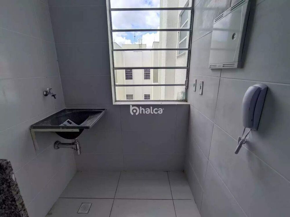 Apartamento à venda com 2 quartos, 59m² - Foto 2