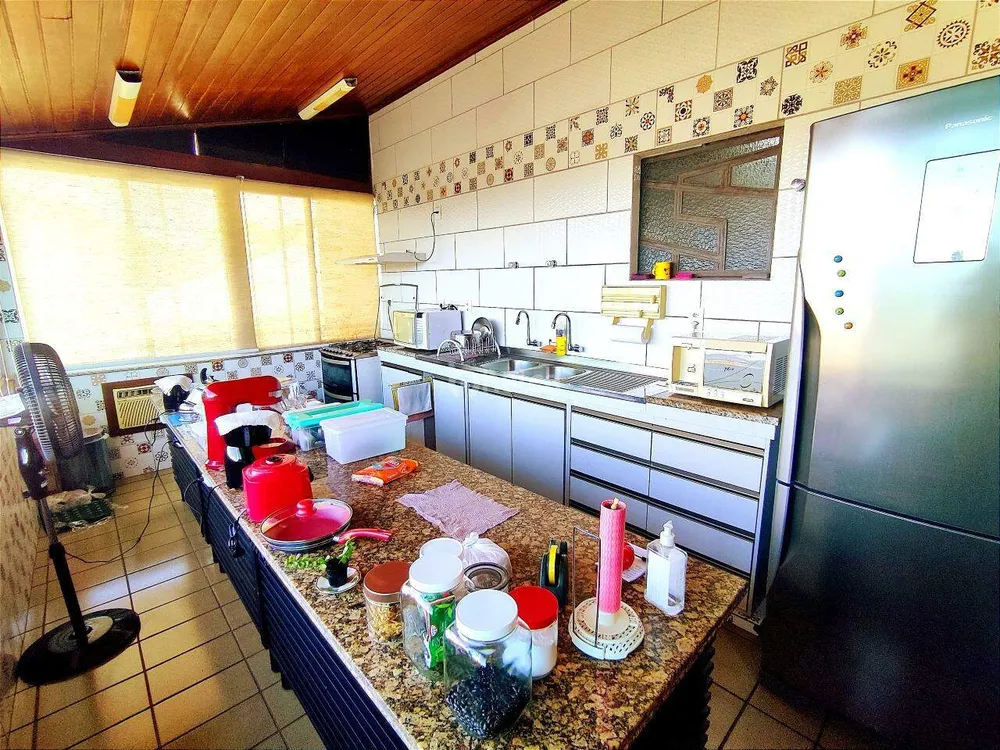 Casa, 3 quartos, 290 m² - Foto 12