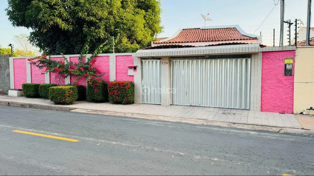 Casa, 4 quartos, 315 m² - Foto 1