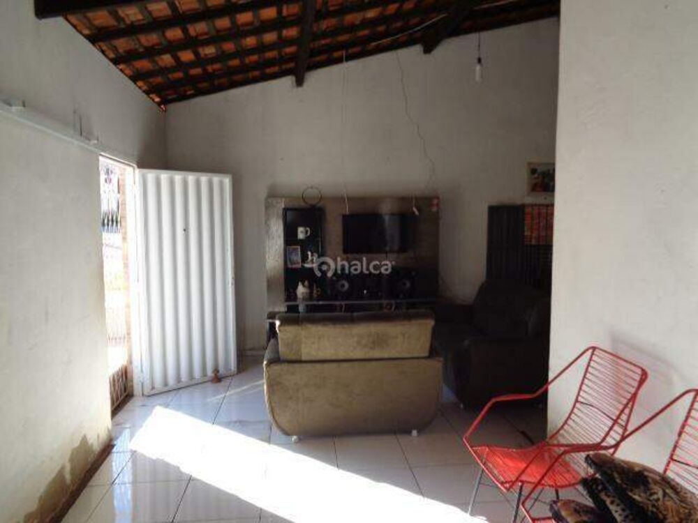 Casa à venda com 2 quartos, 80m² - Foto 4