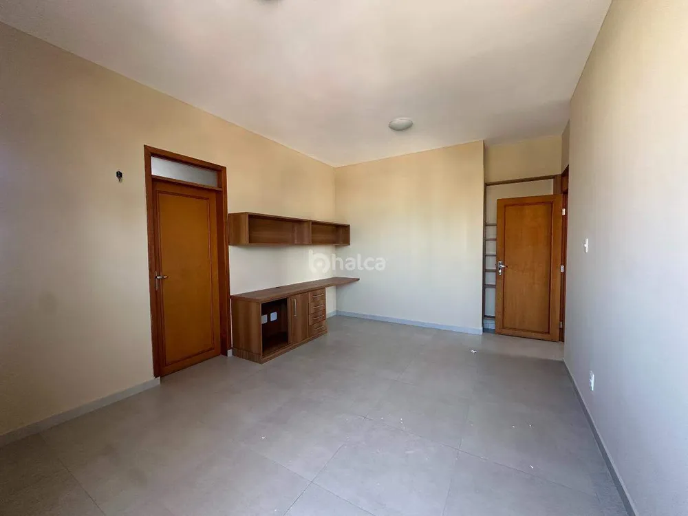 Apartamento, 3 quartos, 210 m² - Foto 11