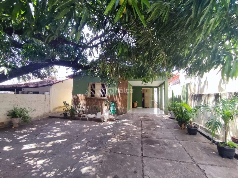 Casa, 3 quartos, 168 m² - Foto 2