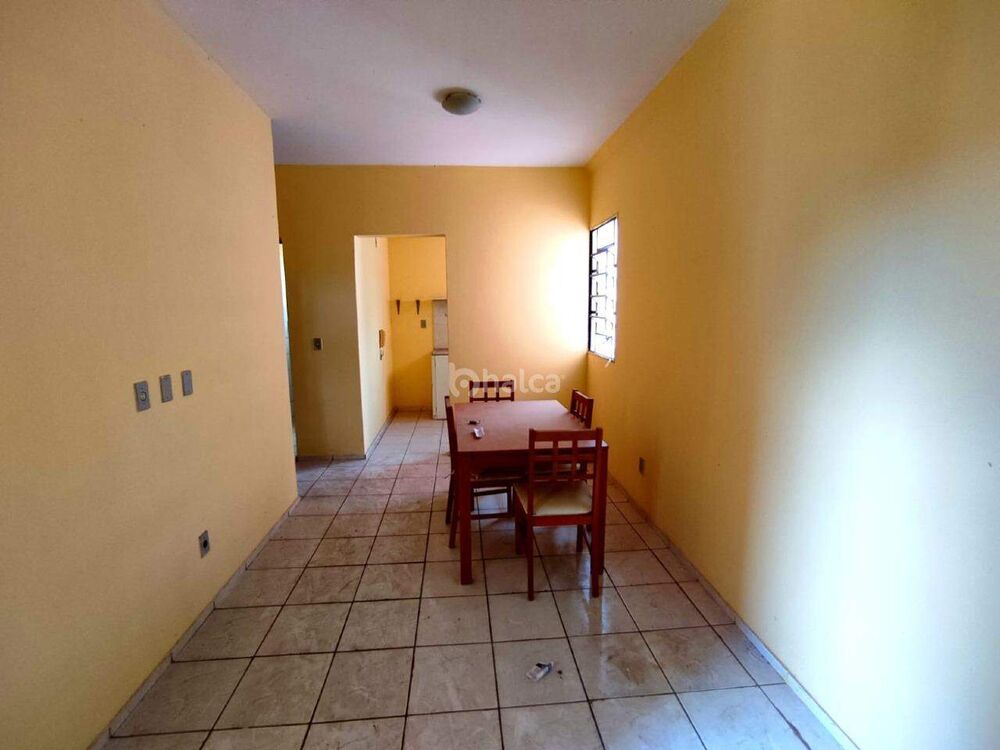 Apartamento para alugar com 2 quartos, 42m² - Foto 2