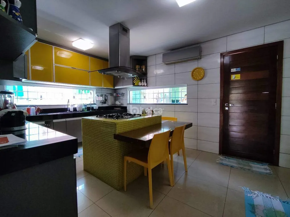 Casa, 4 quartos, 268 m² - Foto 5