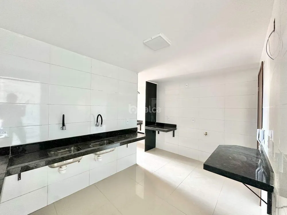 Apartamento, 3 quartos, 115 m² - Foto 2
