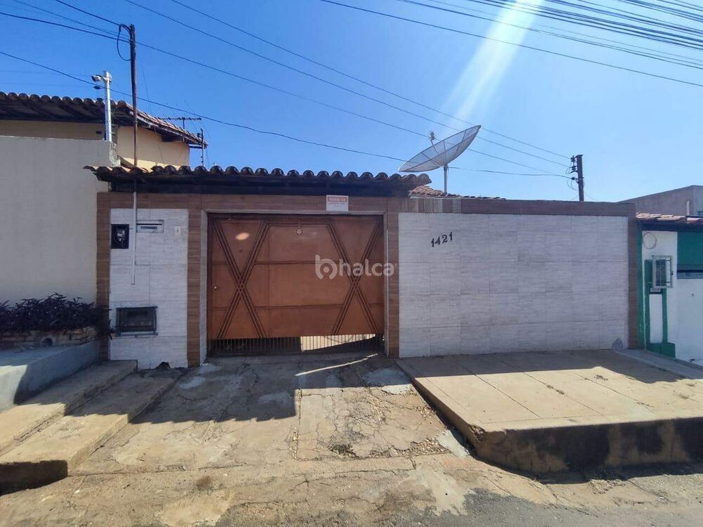 Casa, 4 quartos, 190 m² - Foto 1