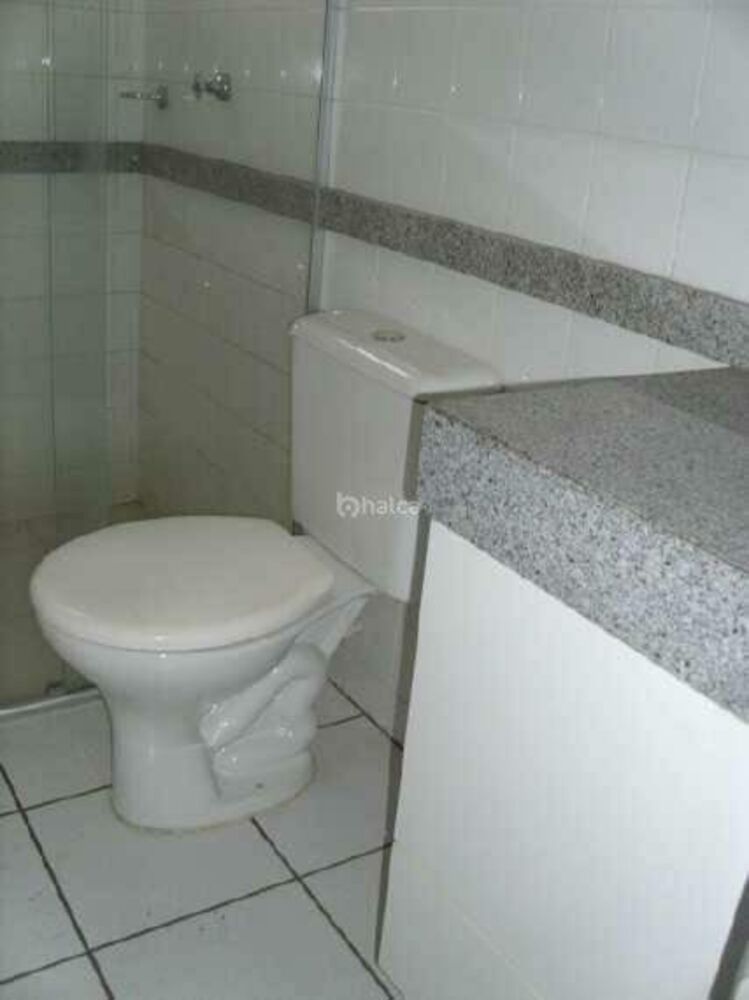 Apartamento à venda com 3 quartos, 77m² - Foto 1
