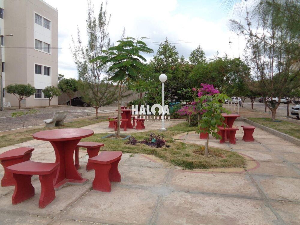 Apartamento à venda com 2 quartos, 46m² - Foto 3