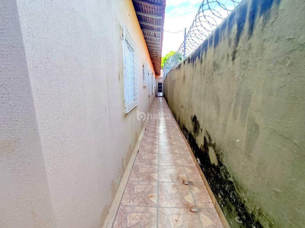 Casa para alugar com 3 quartos, 230m² - Foto 8