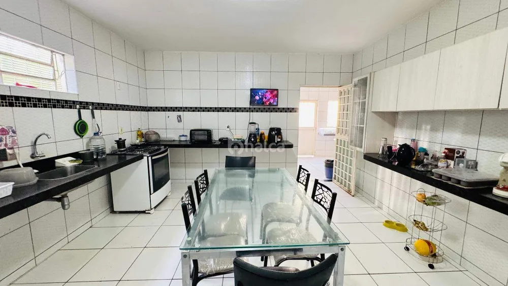 Casa, 5 quartos, 400 m² - Foto 2