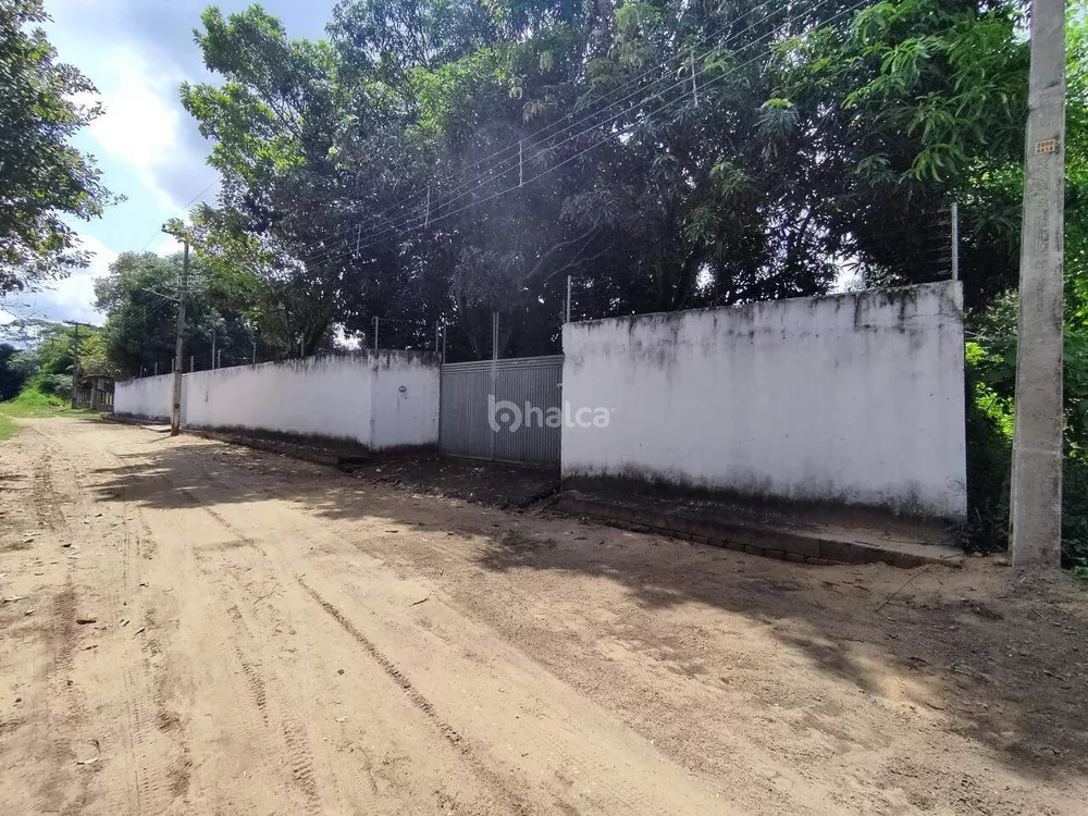 Fazenda para alugar com 4 quartos, 550m² - Foto 1