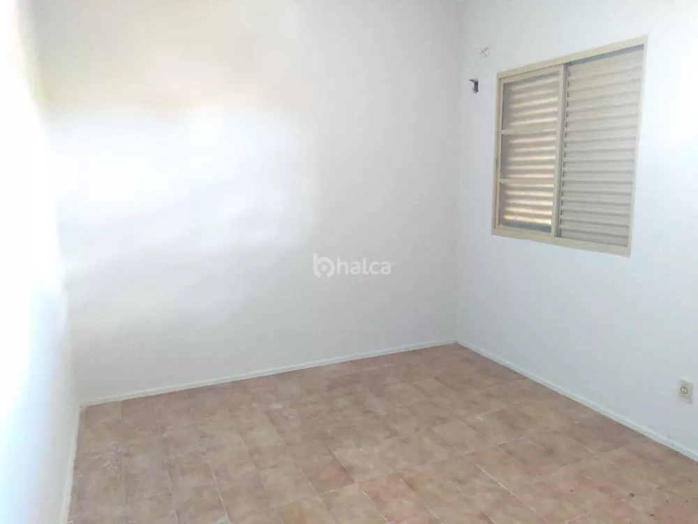 Apartamento à venda com 3 quartos, 95m² - Foto 4