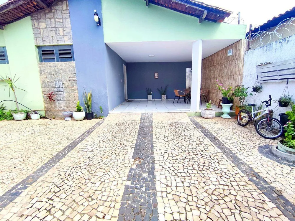 Casa, 1 quarto, 169 m² - Foto 2