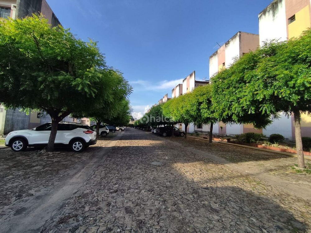 Apartamento à venda com 2 quartos, 41m² - Foto 4
