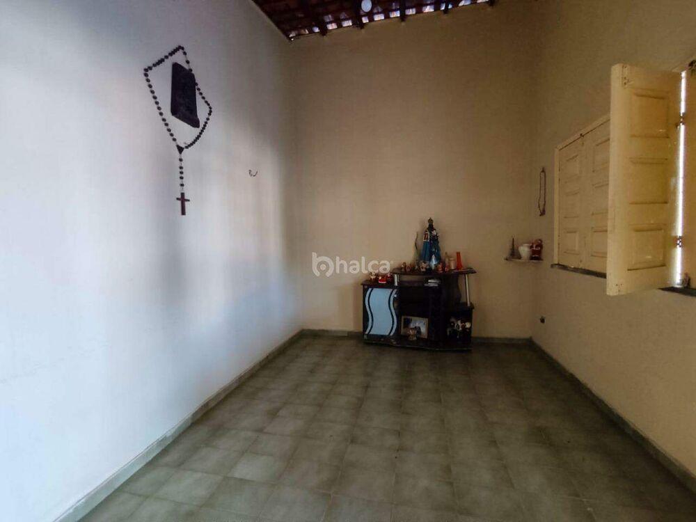 Casa à venda com 3 quartos, 90m² - Foto 3
