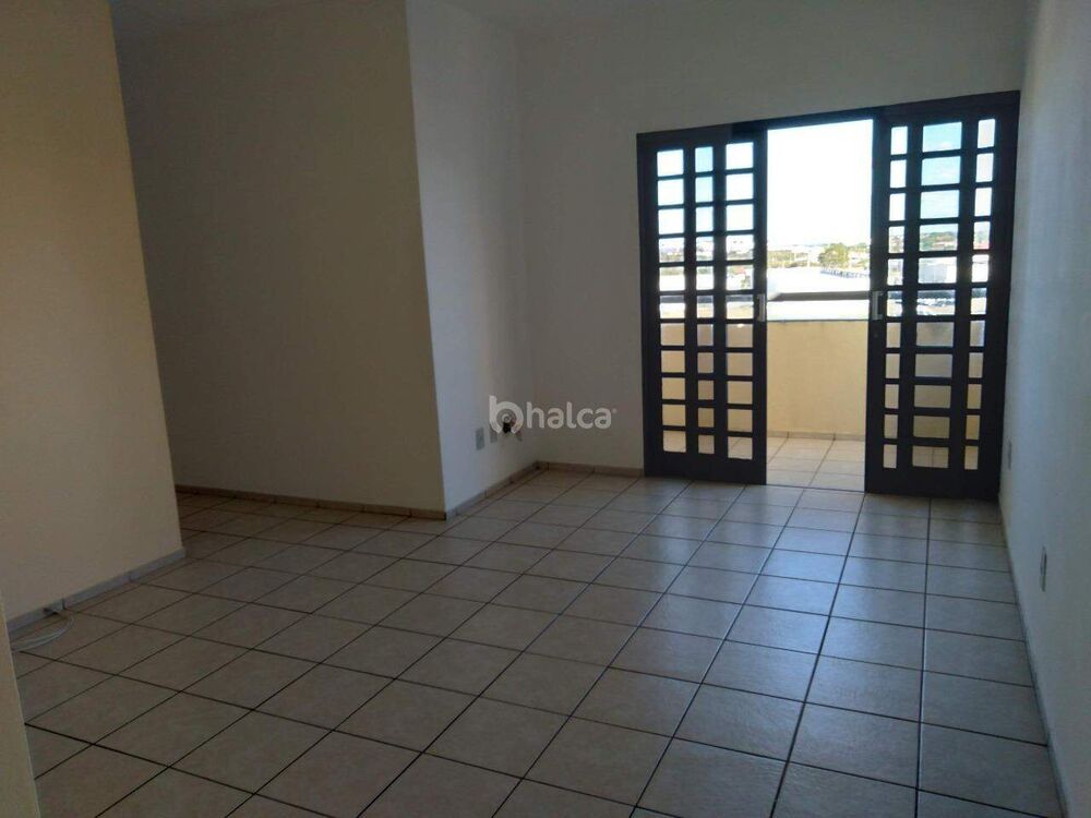 Apartamento, 3 quartos, 77 m² - Foto 2