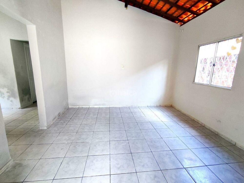 Casa para alugar com 2 quartos, 80m² - Foto 5